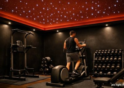 Pix-Light LED‑Sternenhimmel in einem Fitnessraum.